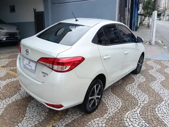 TOYOTA-YARIS-1.5 16V FLEX SEDAN XS MULTIDRIVE TOYOTA-YARIS-2019