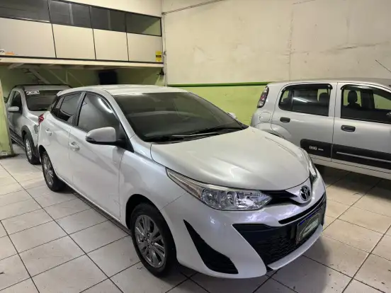 TOYOTA-YARIS-1.5 16V FLEX XL PLUS CONNECT MULTIDRIVE TOYOTA-YARIS-2020