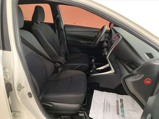 TOYOTA-YARIS-1.3 16V FLEX XL LIVE MANUAL TOYOTA-YARIS-2019