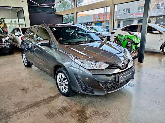 TOYOTA-YARIS-1.3 16V FLEX XL LIVE MULTIDRIVE TOYOTA-YARIS-2021