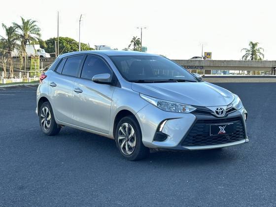 TOYOTA YARIS 1.3 16V FLEX XL LIVE MULTIDRIVE
