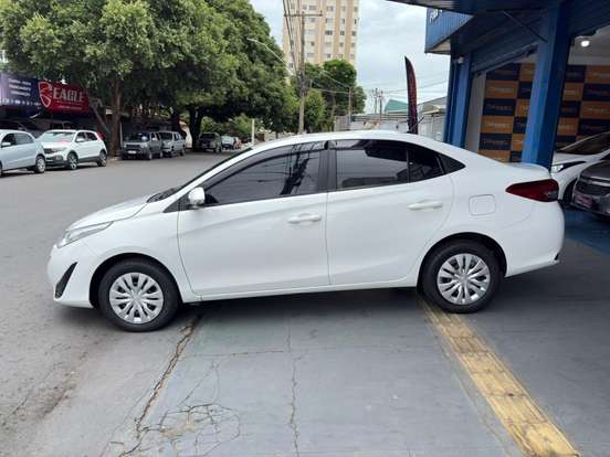 TOYOTA-YARIS-1.5 16V FLEX SEDAN XL LIVE MULTIDRIVE TOYOTA-YARIS-2021