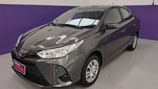 TOYOTA-YARIS-2024