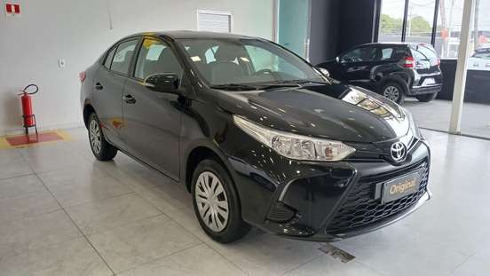 TOYOTA-YARIS-2024