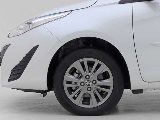 TOYOTA-YARIS-1.5 16V FLEX SEDAN XL PLUS CONNECT MULTIDRIVE TOYOTA-YARIS-2021