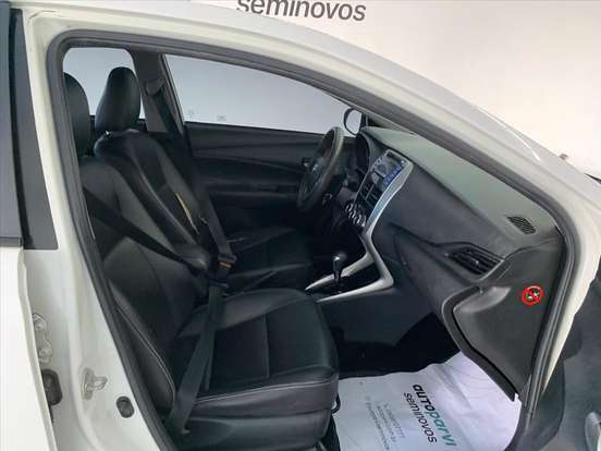 TOYOTA-YARIS-1.5 16V FLEX SEDAN XL PLUS TECH MULTIDRIVE TOYOTA-YARIS-2019