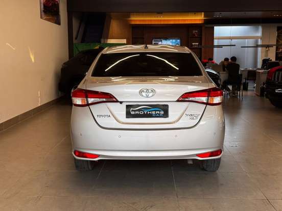 TOYOTA-YARIS-1.5 16V FLEX SEDAN XL PLUS TECH MULTIDRIVE TOYOTA-YARIS-2019