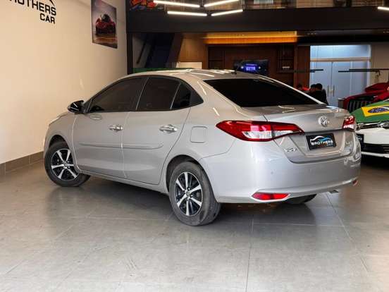 TOYOTA-YARIS-1.5 16V FLEX SEDAN XL PLUS TECH MULTIDRIVE TOYOTA-YARIS-2019