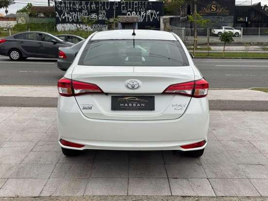 TOYOTA-YARIS-1.5 16V FLEX SEDAN XLS MULTIDRIVE TOYOTA-YARIS-2018