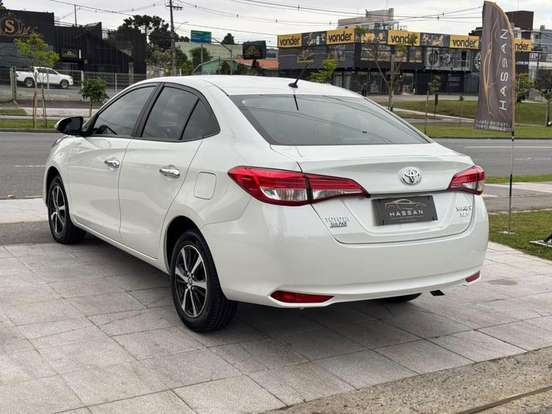 TOYOTA-YARIS-1.5 16V FLEX SEDAN XLS MULTIDRIVE TOYOTA-YARIS-2018