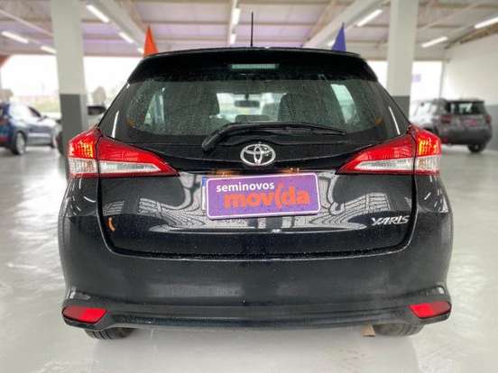 TOYOTA-YARIS-2024