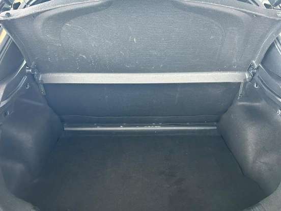 TOYOTA-YARIS-2024