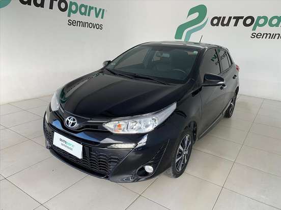 TOYOTA-YARIS-2018