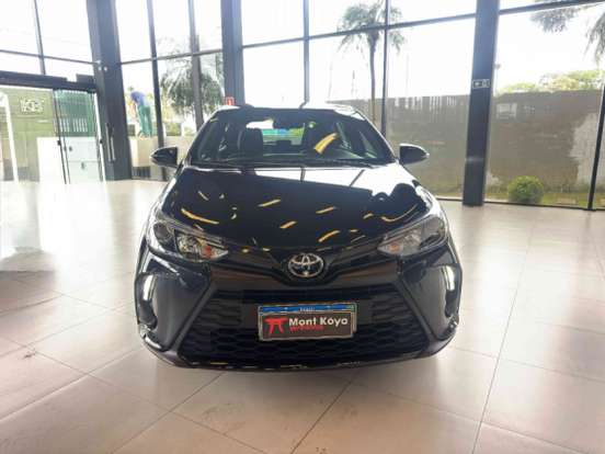 TOYOTA-YARIS-2024