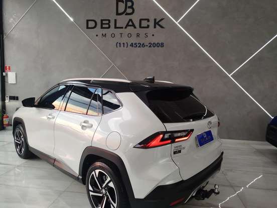 TOYOTA-YARIS CROSS-2026