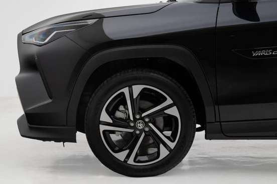 TOYOTA-YARIS CROSS-2026
