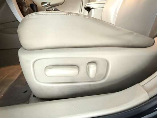 TOYOTA-COROLLA-2012