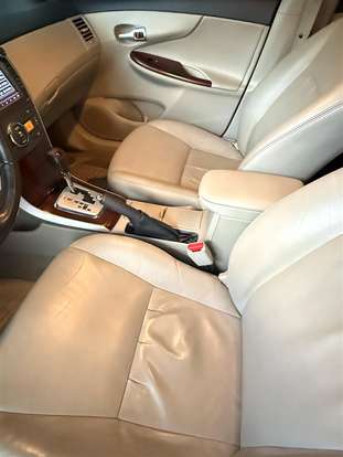 TOYOTA-COROLLA-2012