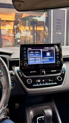 TOYOTA-COROLLA-2022