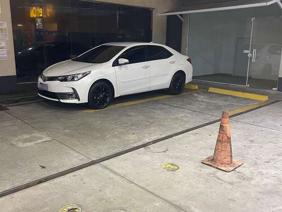 TOYOTA-COROLLA-2.0 XEI 16V FLEX 4P AUTOMÁTICO TOYOTA-COROLLA-2018