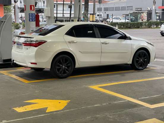 TOYOTA-COROLLA-2.0 XEI 16V FLEX 4P AUTOMÁTICO TOYOTA-COROLLA-2018