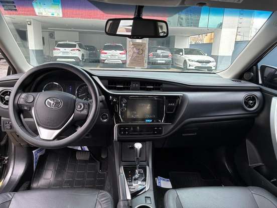 TOYOTA-COROLLA-2019