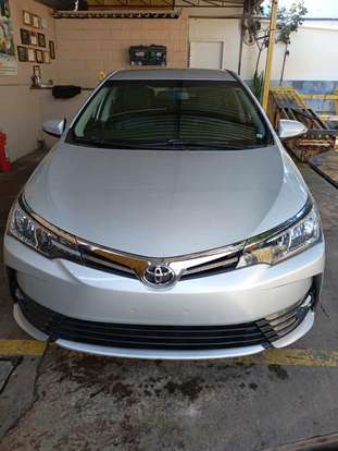 TOYOTA-COROLLA-2018