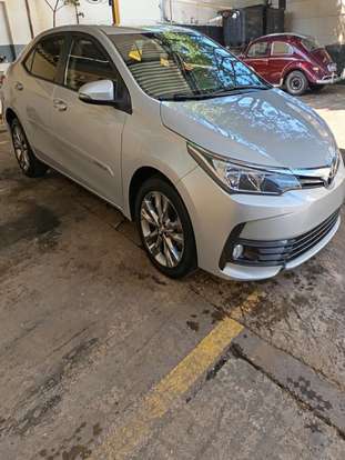 TOYOTA-COROLLA-2018