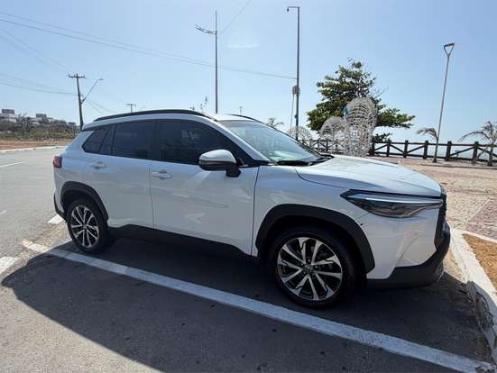 TOYOTA-COROLLA CROSS-2021