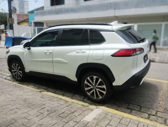 TOYOTA-COROLLA CROSS-2023