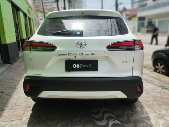 TOYOTA-COROLLA CROSS-2023