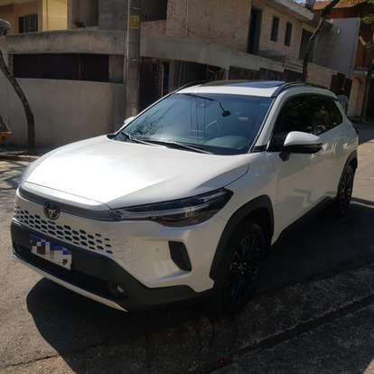 TOYOTA-COROLLA CROSS-2024
