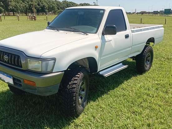 TOYOTA-HILUX-2.7 DX 4X2 CS 16V GASOLINA 2P MANUAL TOYOTA-HILUX-2001