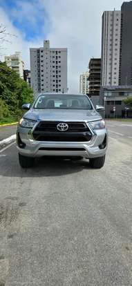 TOYOTA-HILUX-2.8 D-4D TURBO DIESEL CD SRV 4X4 AUTOMÁTICO TOYOTA-HILUX-2023