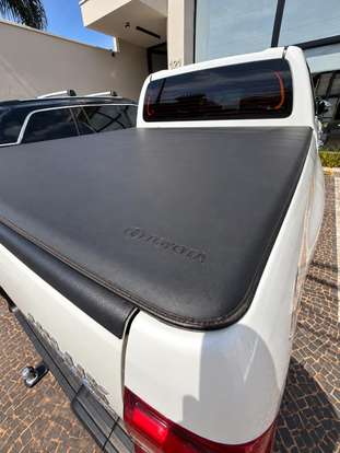TOYOTA-HILUX-2024