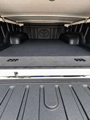 TOYOTA-HILUX-2024