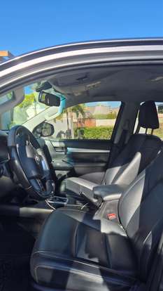 TOYOTA-HILUX-2022