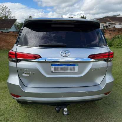 TOYOTA-HILUX SW4-2016