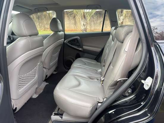 TOYOTA-RAV4-2009