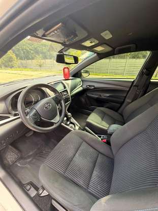 TOYOTA-YARIS-2018