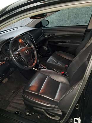 TOYOTA-YARIS-2022