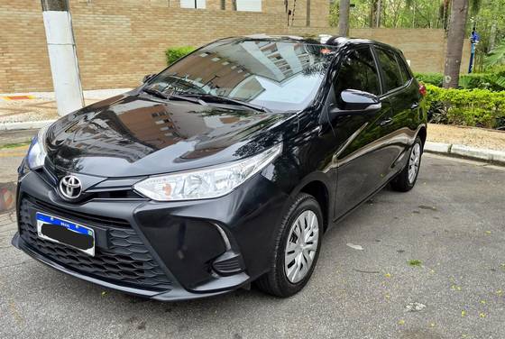 TOYOTA YARIS 1.5 16V FLEX XLS CONNECT MULTIDRIVE