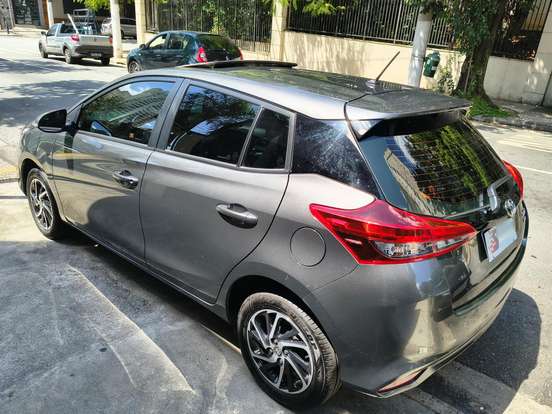 TOYOTA-YARIS-1.5 16V FLEX XLS CONNECT MULTIDRIVE TOYOTA-YARIS-2022