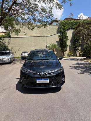 TOYOTA-YARIS-2023