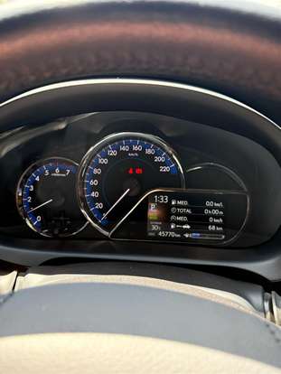 TOYOTA-YARIS-2023