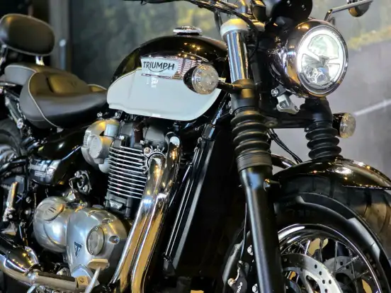 TRIUMPH-BONNEVILLE SPEEDMASTER-2023