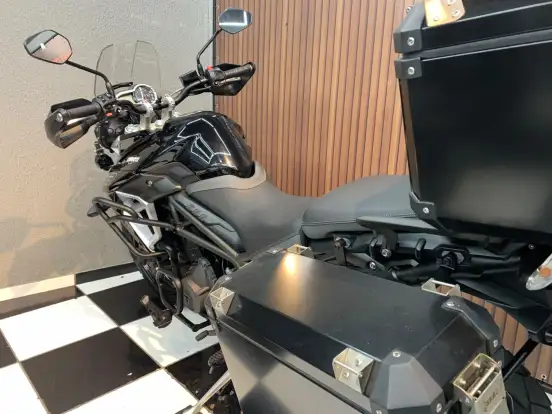 TRIUMPH-TIGER 800 XR-2019