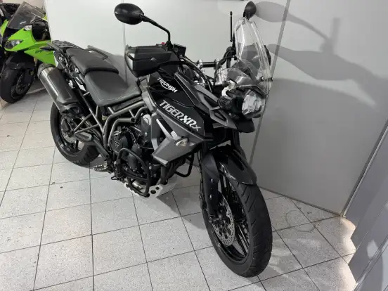 TRIUMPH-TIGER 800 XRX TRIUMPH-TIGER 800 XRX-2016