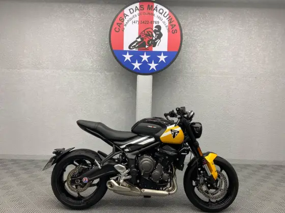TRIUMPH TRIDENT 660 TRIPLE TRIBUTE EDITION 