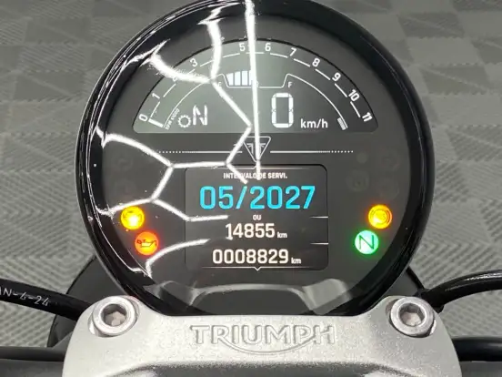 TRIUMPH-TRIDENT 660 TRIPLE TRIBUTE EDITION TRIUMPH-TRIDENT 660 TRIPLE TRIBUTE EDITION-2025